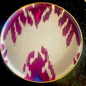 - LES OTTOMANS PURPLE PINK FIBERGLASS TRAY 14”